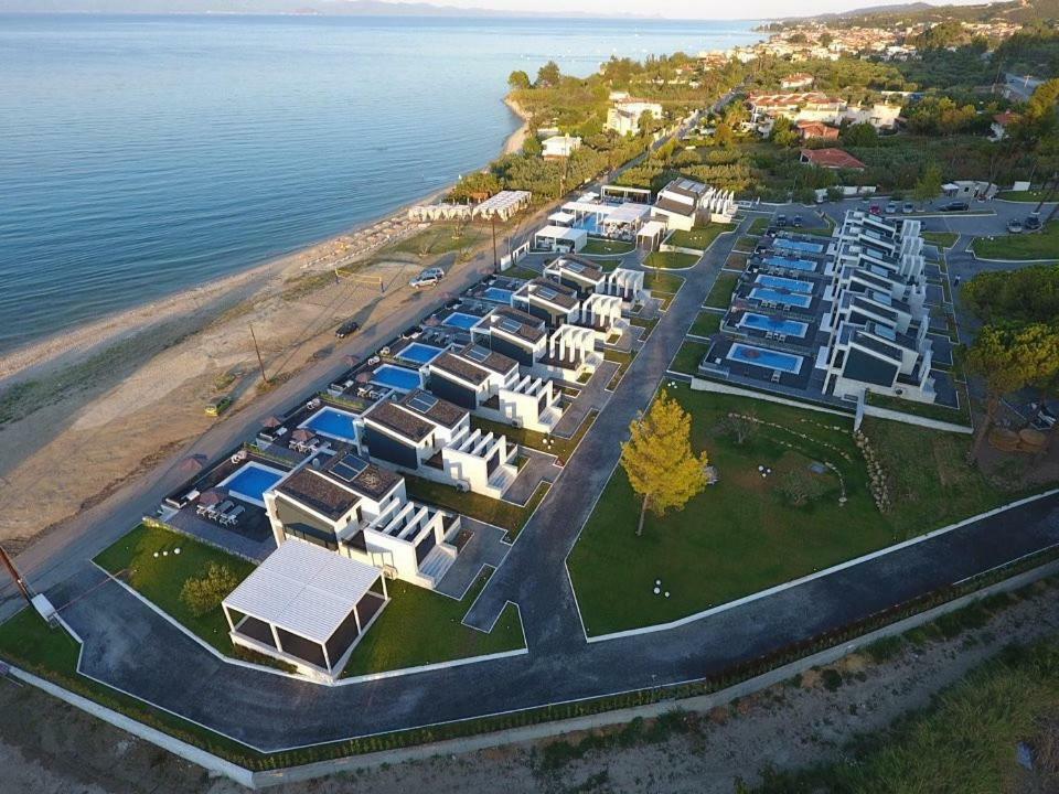 Crystal Villas & Suites Polychrono Exterior foto