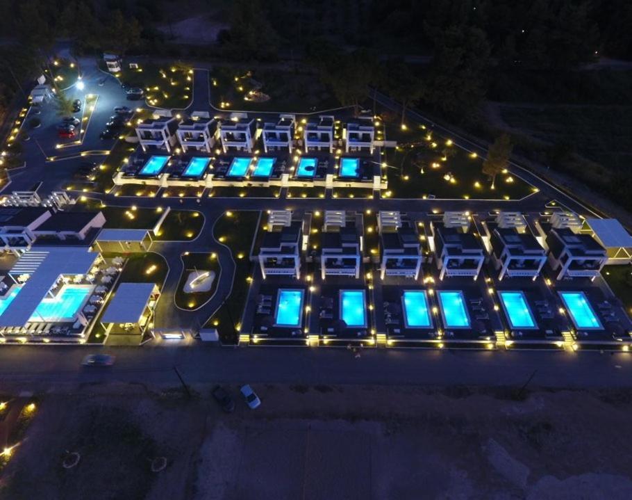Crystal Villas & Suites Polychrono Exterior foto